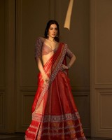 Rashi Khanna Latest Glam Pics
